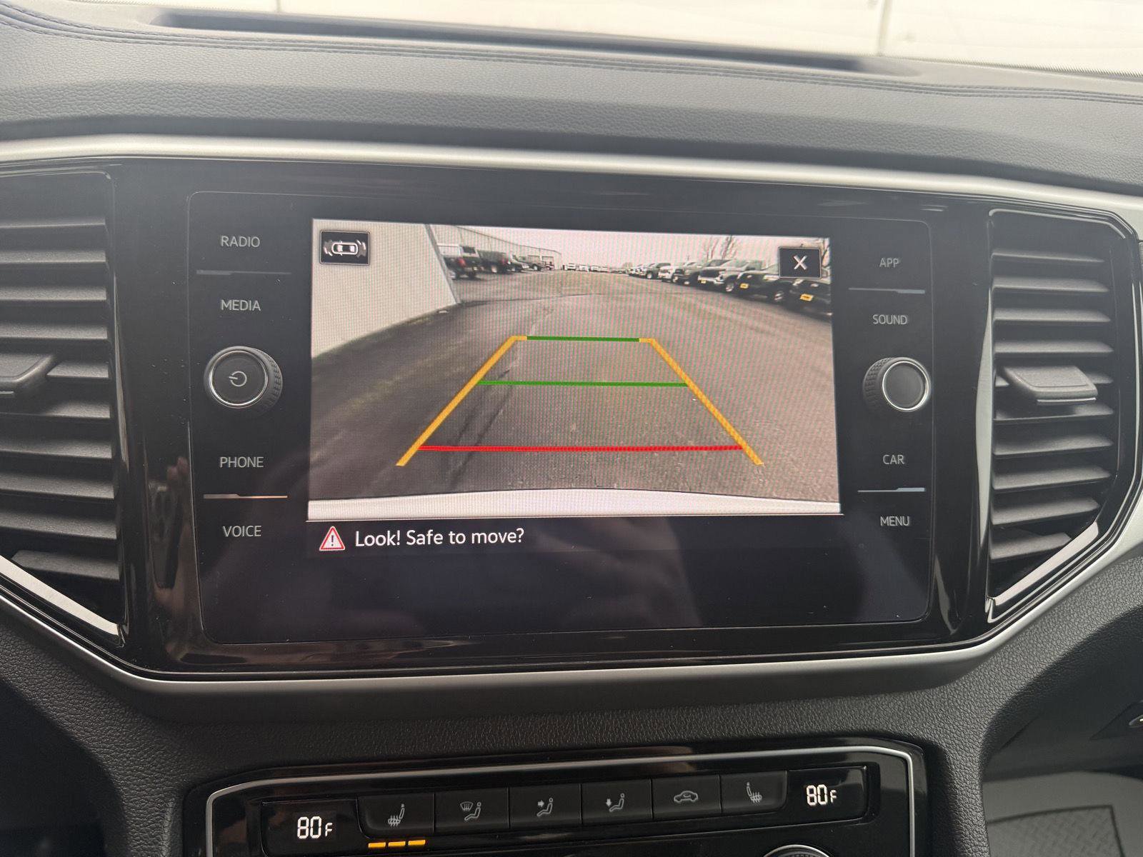 Used 2022 Volkswagen Atlas Cross Sport SE image 23