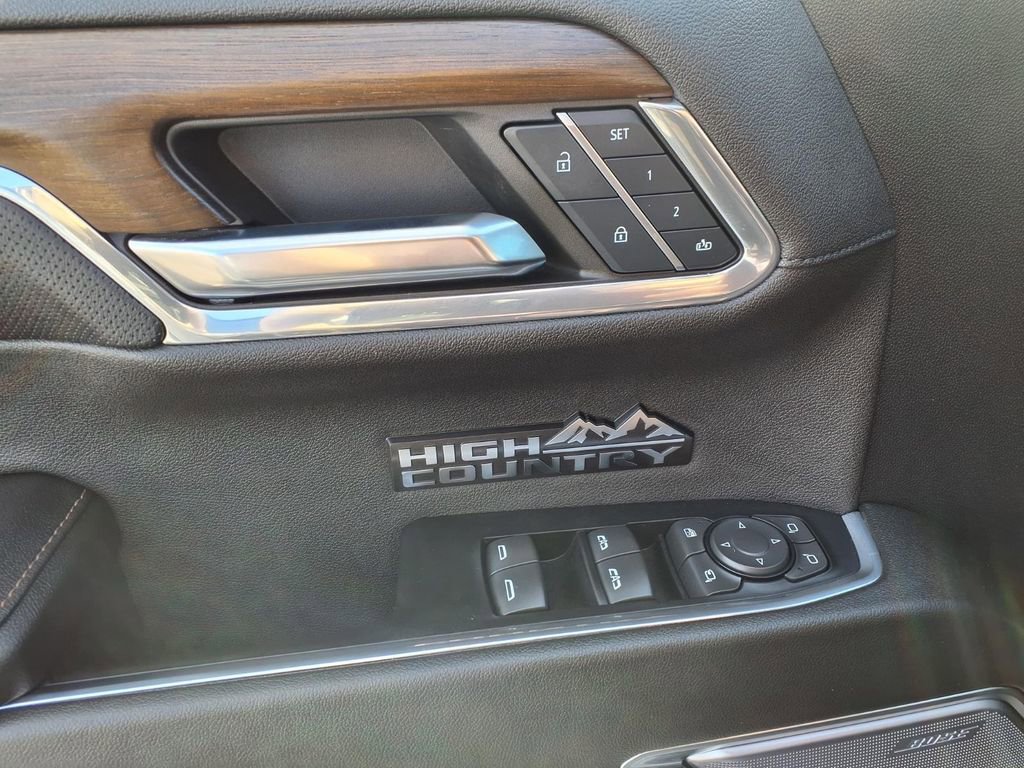 Used 2024 Chevrolet Silverado 1500 High Country w/ Z71 Off-Road Package image 19