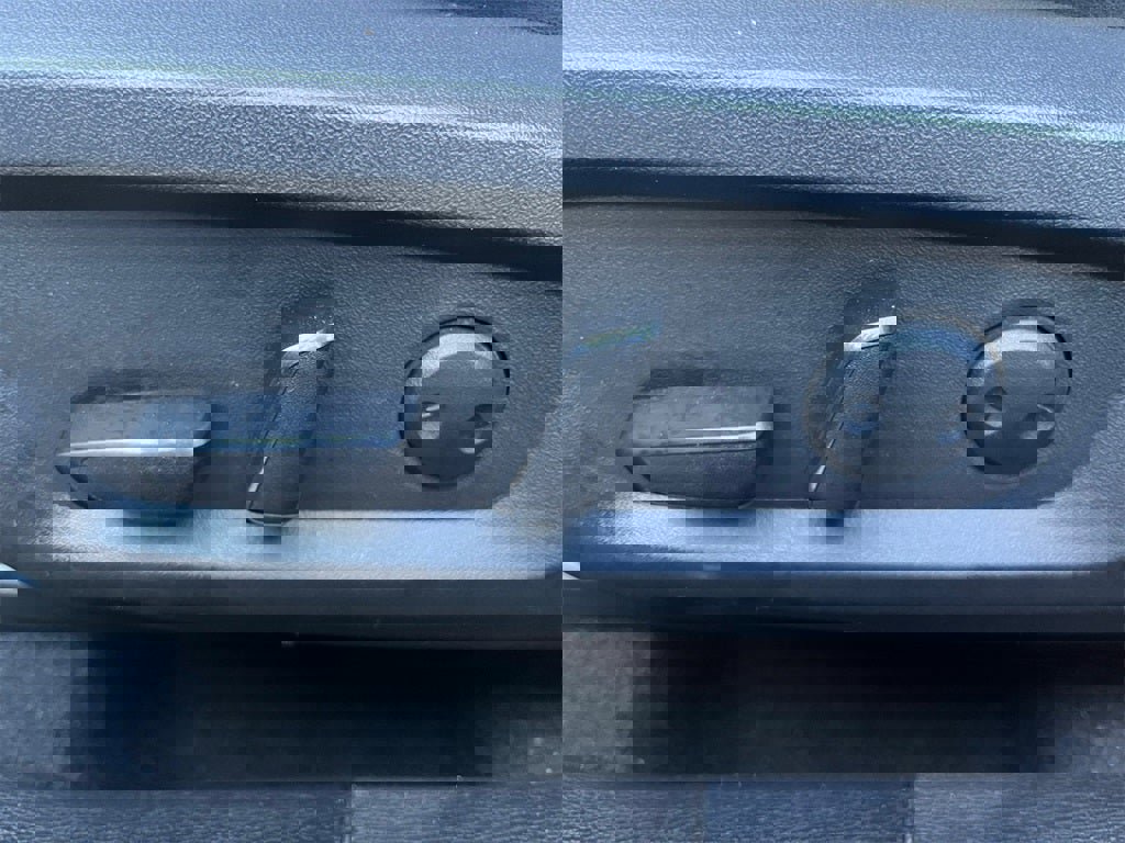 Used 2023 Mitsubishi Outlander SE image 13