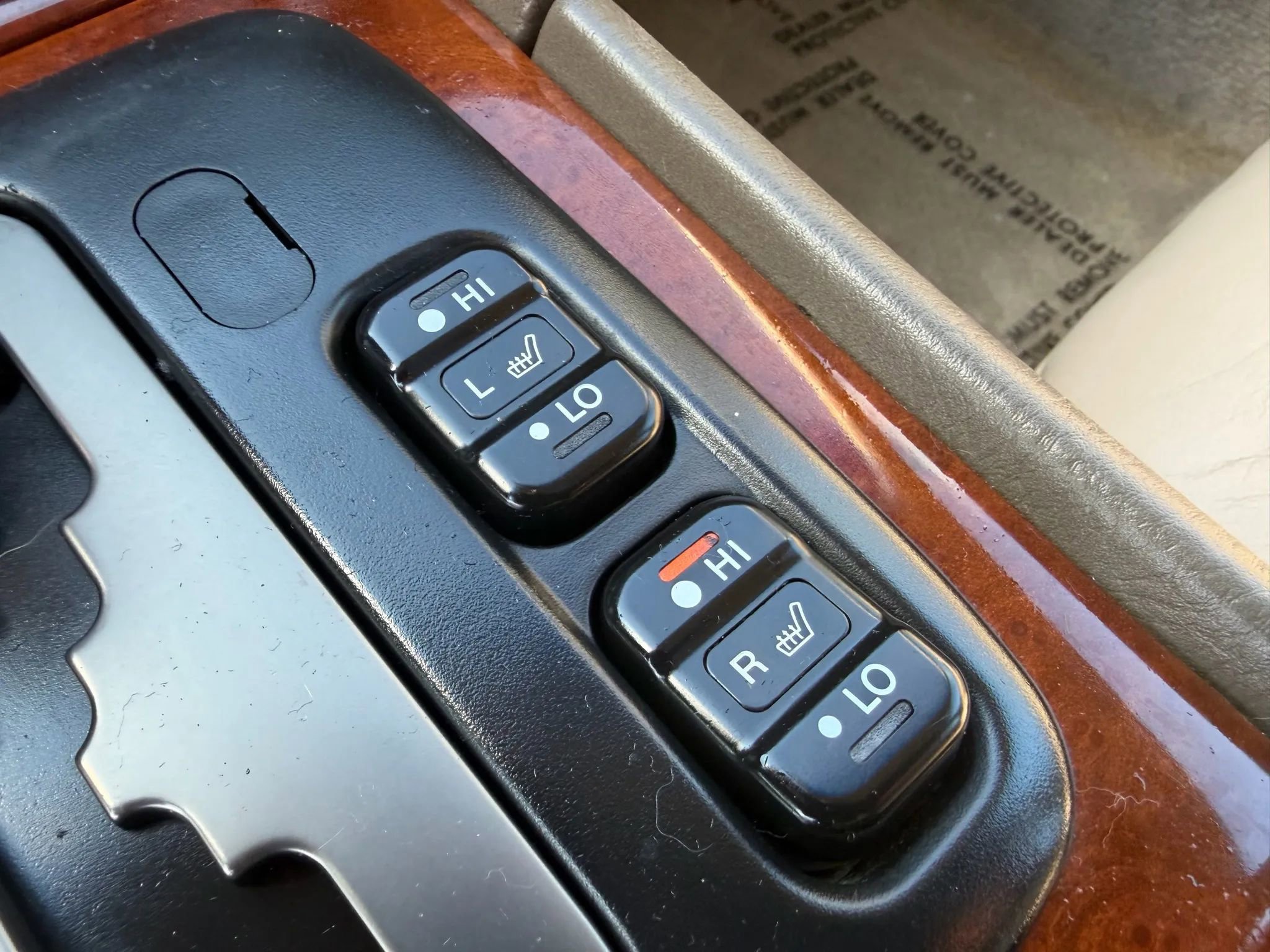 Used 2002 Acura RL image 24