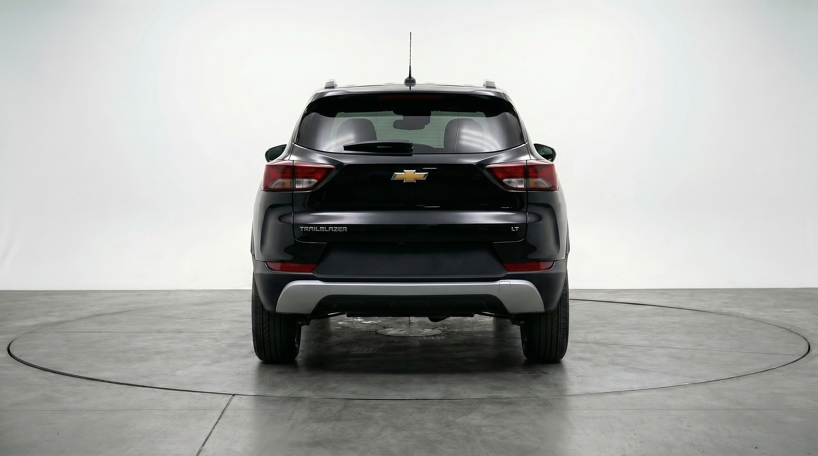 Used 2025 Chevrolet TrailBlazer LT FWD image 7