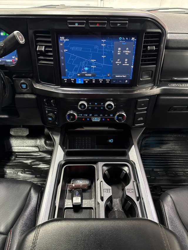 Used 2024 Ford F350 Lariat image 17