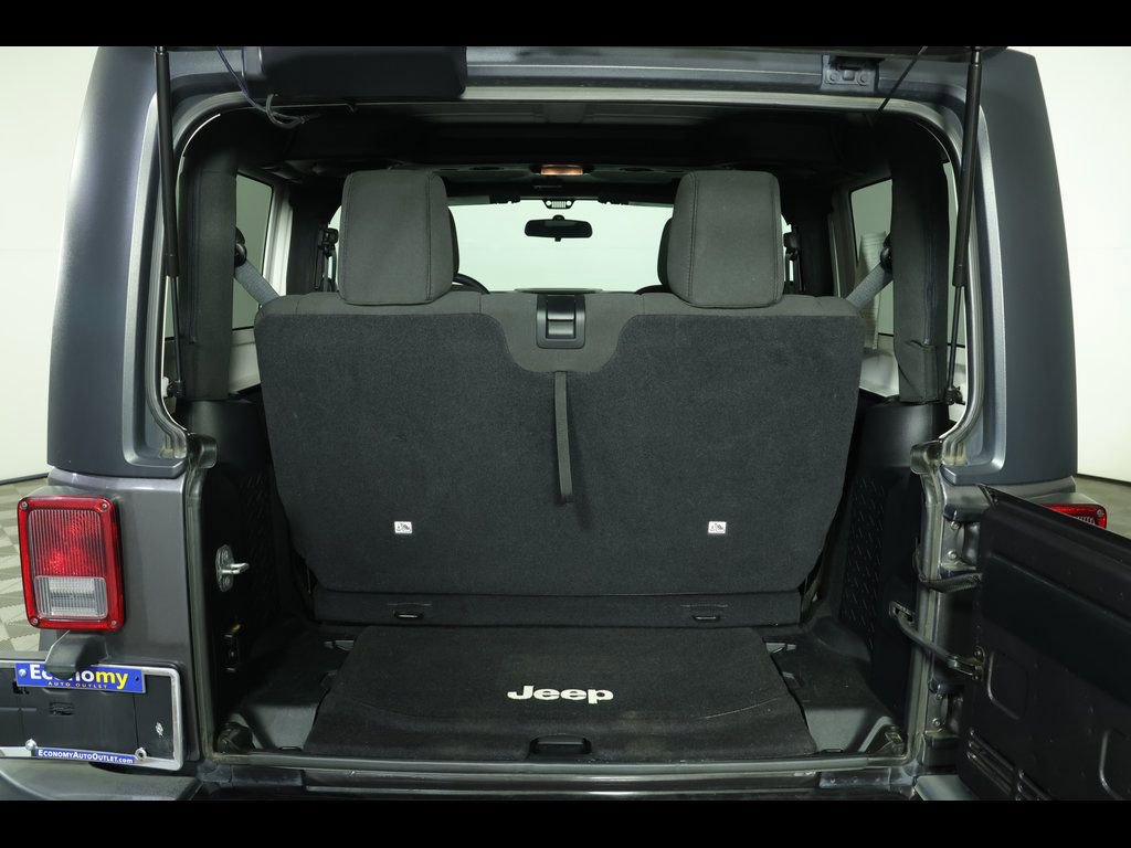 Used 2014 Jeep Wrangler Sport image 7
