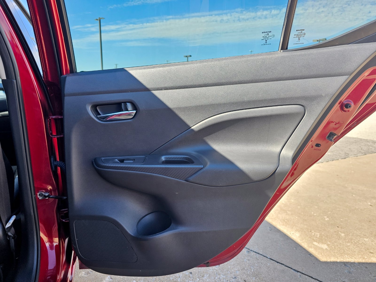 Used 2025 Nissan Versa SV FWD image 35