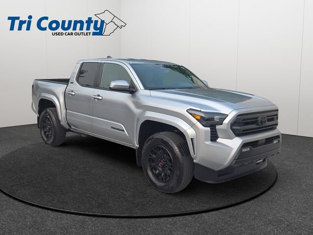 Certified 2025 Toyota Tacoma SR5 AWD/4WD image 1