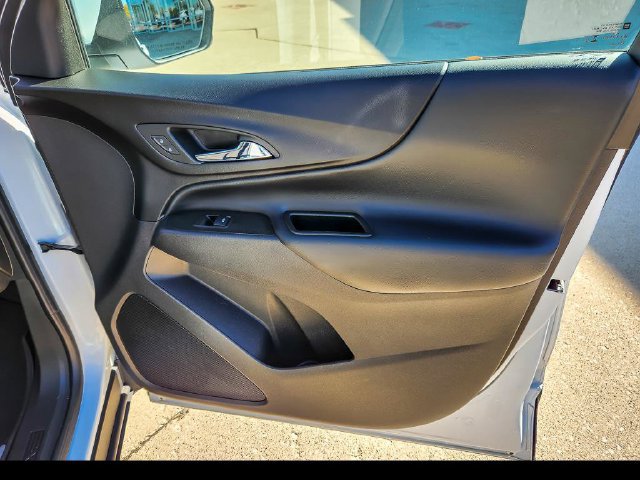 Used 2024 Chevrolet Equinox LT w/ LPO, Floor Liner Package FWD image 21