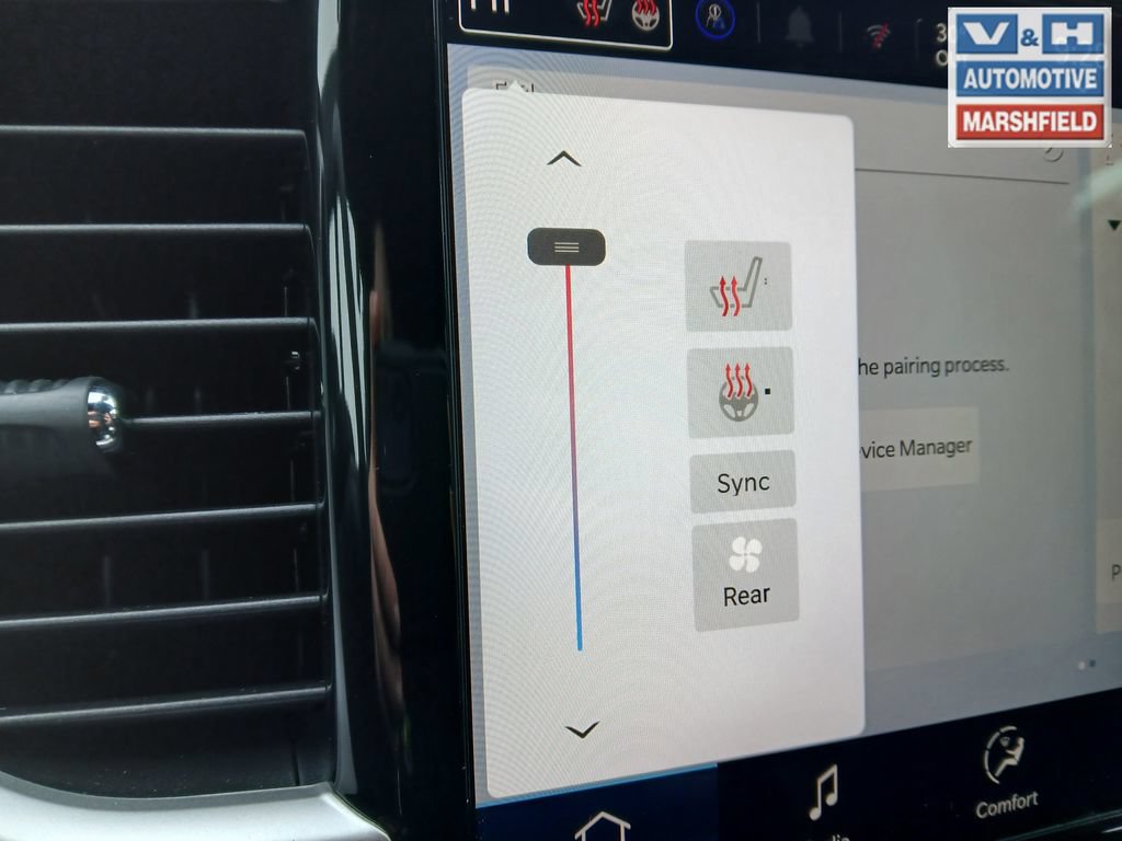 New 2026 Chrysler Voyager LX FWD image 20