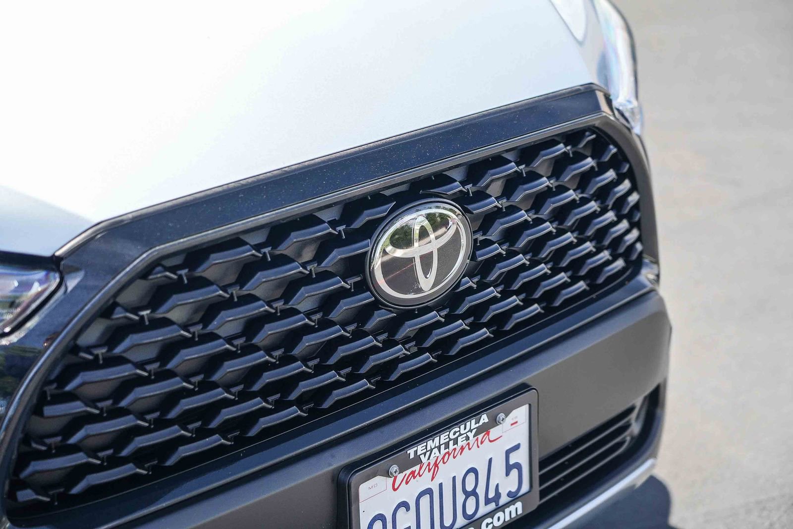 Certified 2023 Toyota Corolla Cross LE w/ Moonroof Package image 3