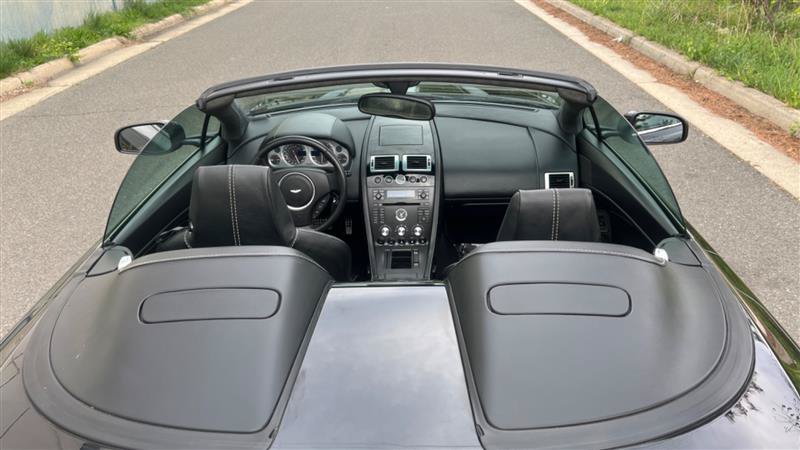 Used 2008 Aston Martin V8 Vantage Roadster RWD image 64