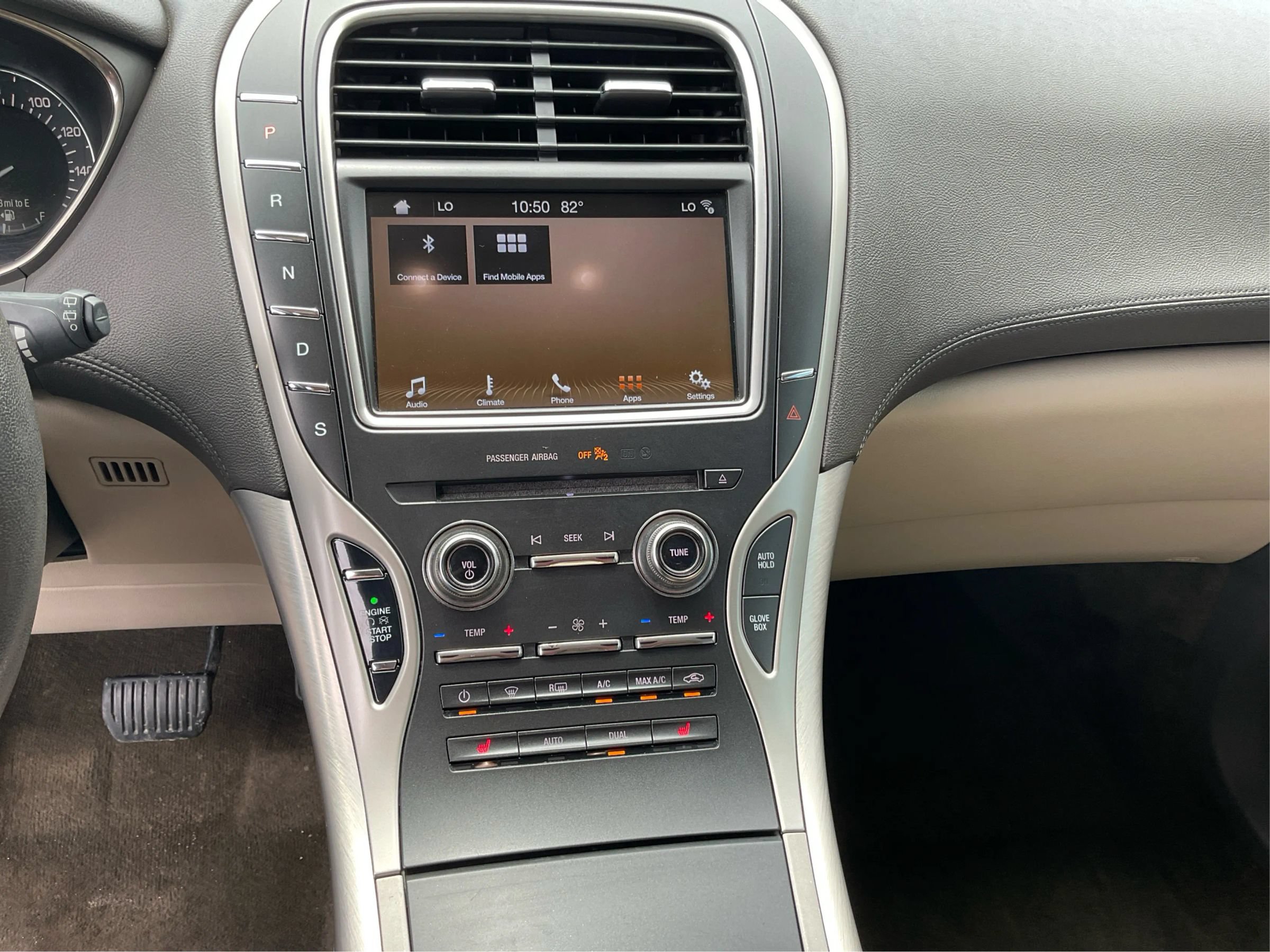 Used 2018 Lincoln MKX Premiere FWD image 13