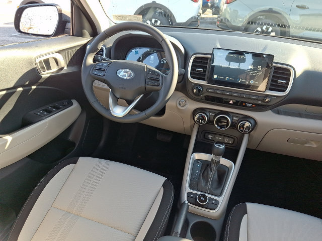 New 2026 Hyundai Venue SEL FWD image 9