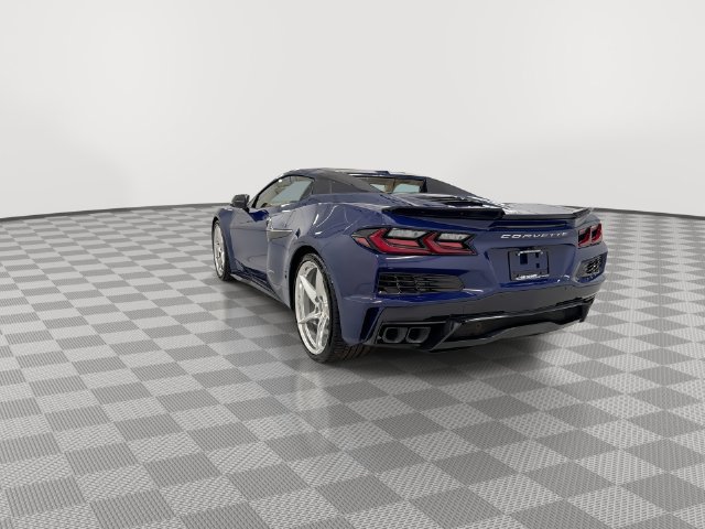 Used 2025 Chevrolet Corvette E-Ray w/ Stealth Interior Trim Package AWD/4WD image 9