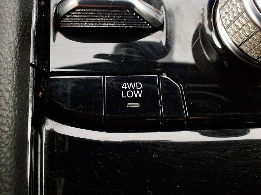 Used 2022 Jeep Grand Cherokee L Overland w/ Luxury Tech Group IV image 16