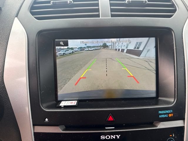 Used 2015 Ford Explorer Limited w/ Equipment Group 301A AWD/4WD image 15
