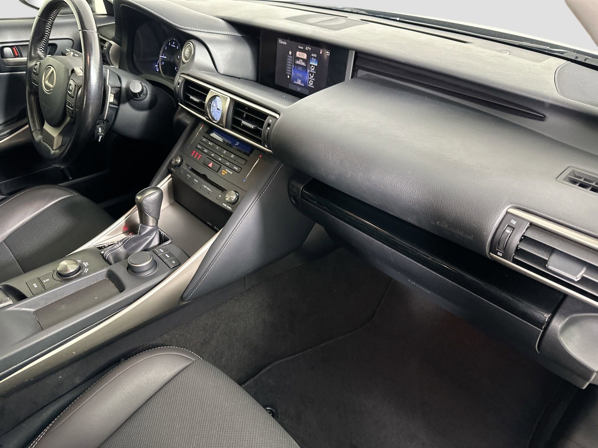 Used 2020 Lexus IS 300 image 28