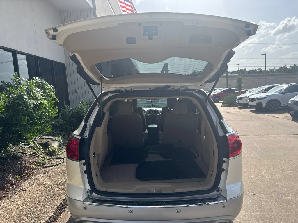 Used 2012 Buick Enclave Premium w/ Trailering Provision Package FWD image 5
