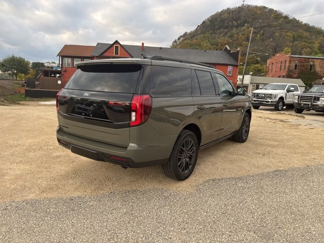 New 2025 Ford Expedition Platinum image 5