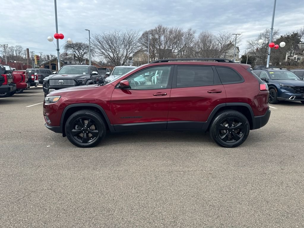 Used 2019 Jeep Cherokee Latitude Plus AWD/4WD image 4