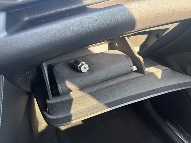 Used 2020 Buick Envision Essence w/ Experience Buick Package AWD/4WD image 35