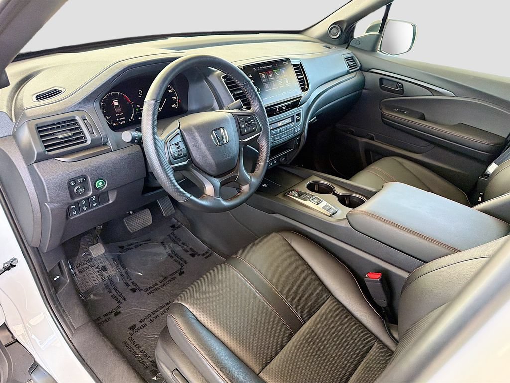 Certified 2025 Honda Ridgeline TrailSport image 9