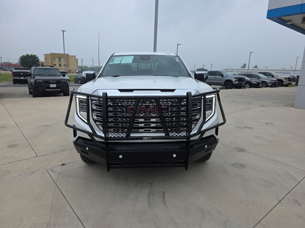 Certified 2022 GMC Sierra 1500 Denali AWD/4WD image 2