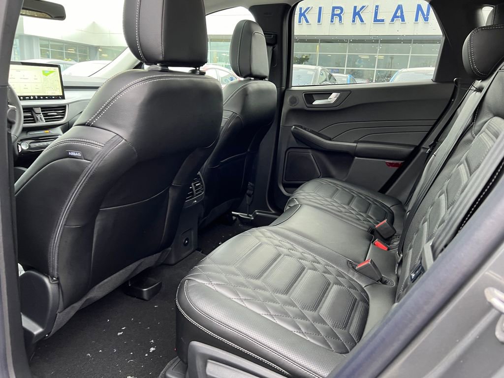 New 2024 Ford Escape SE w/ PHEV Premium Package FWD image 15