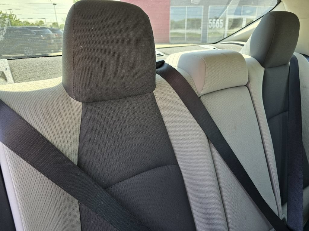 Certified 2022 Toyota Corolla LE FWD image 18