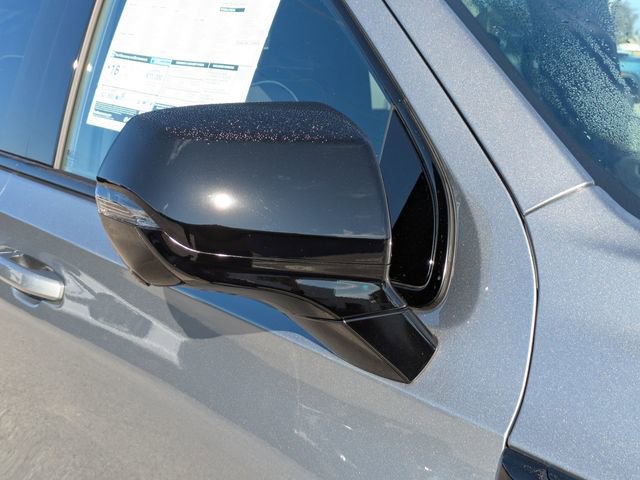 New 2026 GMC Yukon XL AT4 Ultimate w/ LPO, Illumination Package image 11