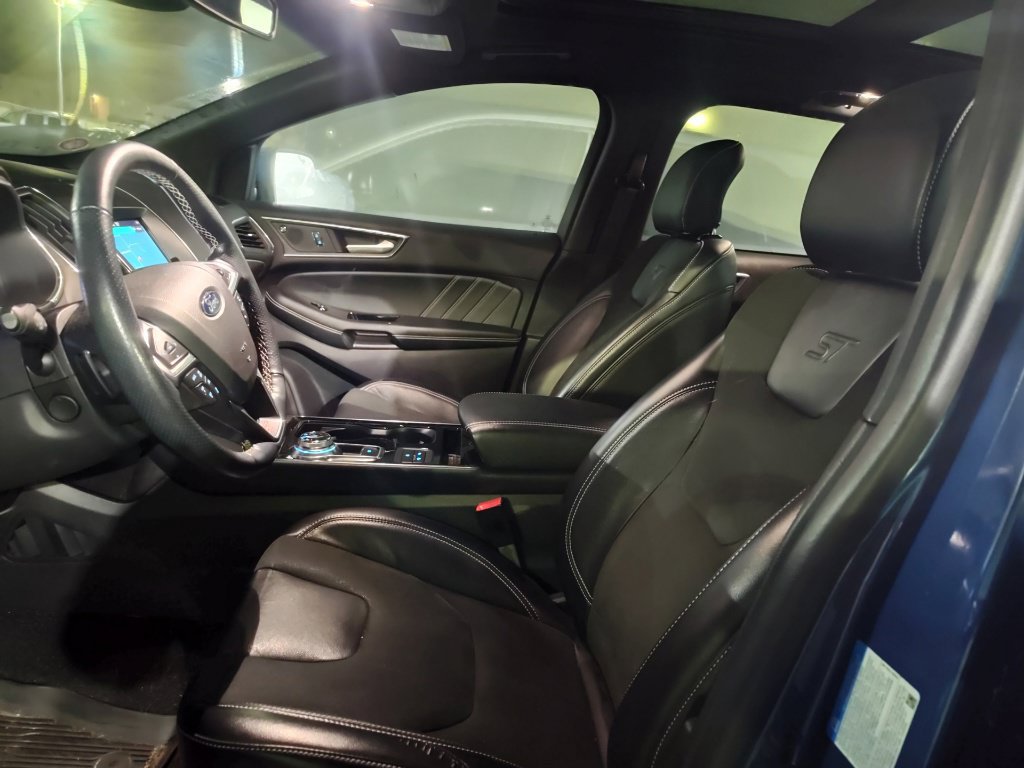 Used 2019 Ford Edge ST w/ Equipment Group 401A AWD/4WD image 9
