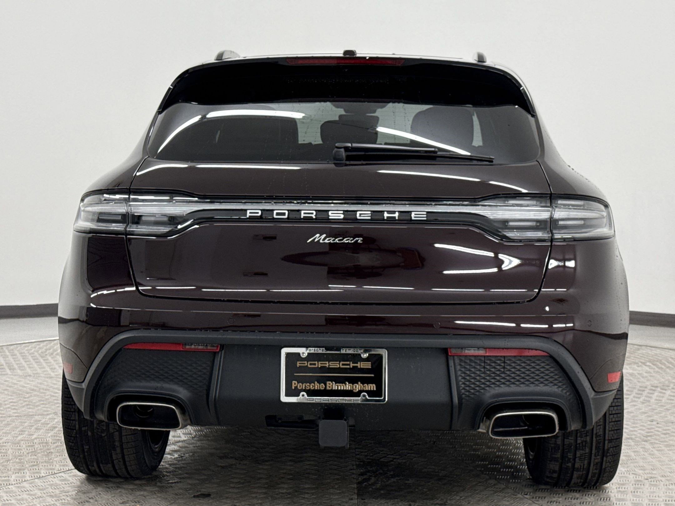 New 2025 Porsche Macan Turbo image 10