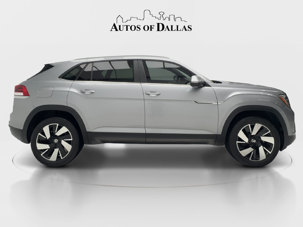Used 2024 Volkswagen Atlas Cross Sport SE FWD image 11