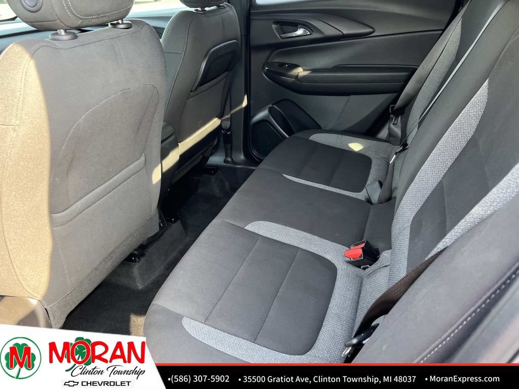 Used 2021 Chevrolet TrailBlazer LT w/ Convenience Package FWD image 14