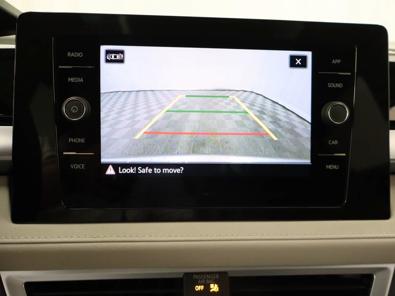 New 2026 Volkswagen Taos SE FWD image 10