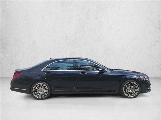 Used 2020 Mercedes-Benz S 560 Sedan image 4
