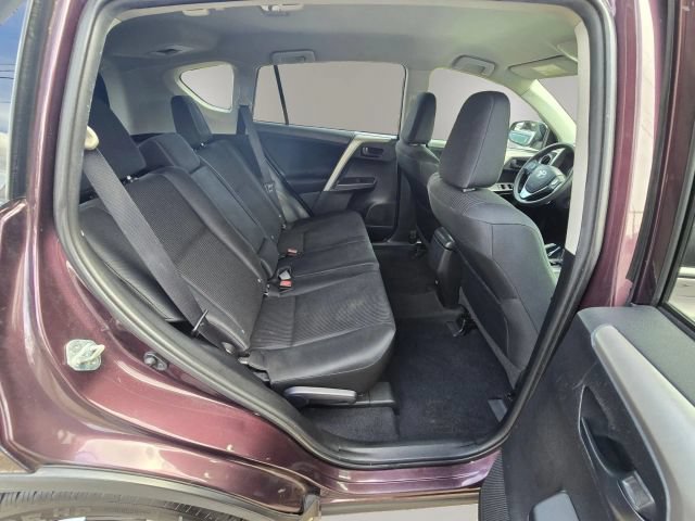 Used 2016 Toyota RAV4 LE AWD/4WD image 13