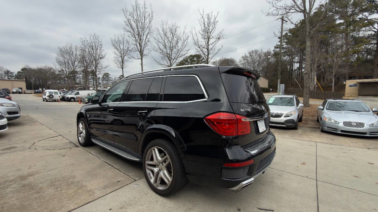 Used 2014 Mercedes-Benz GL 550 4MATIC image 19