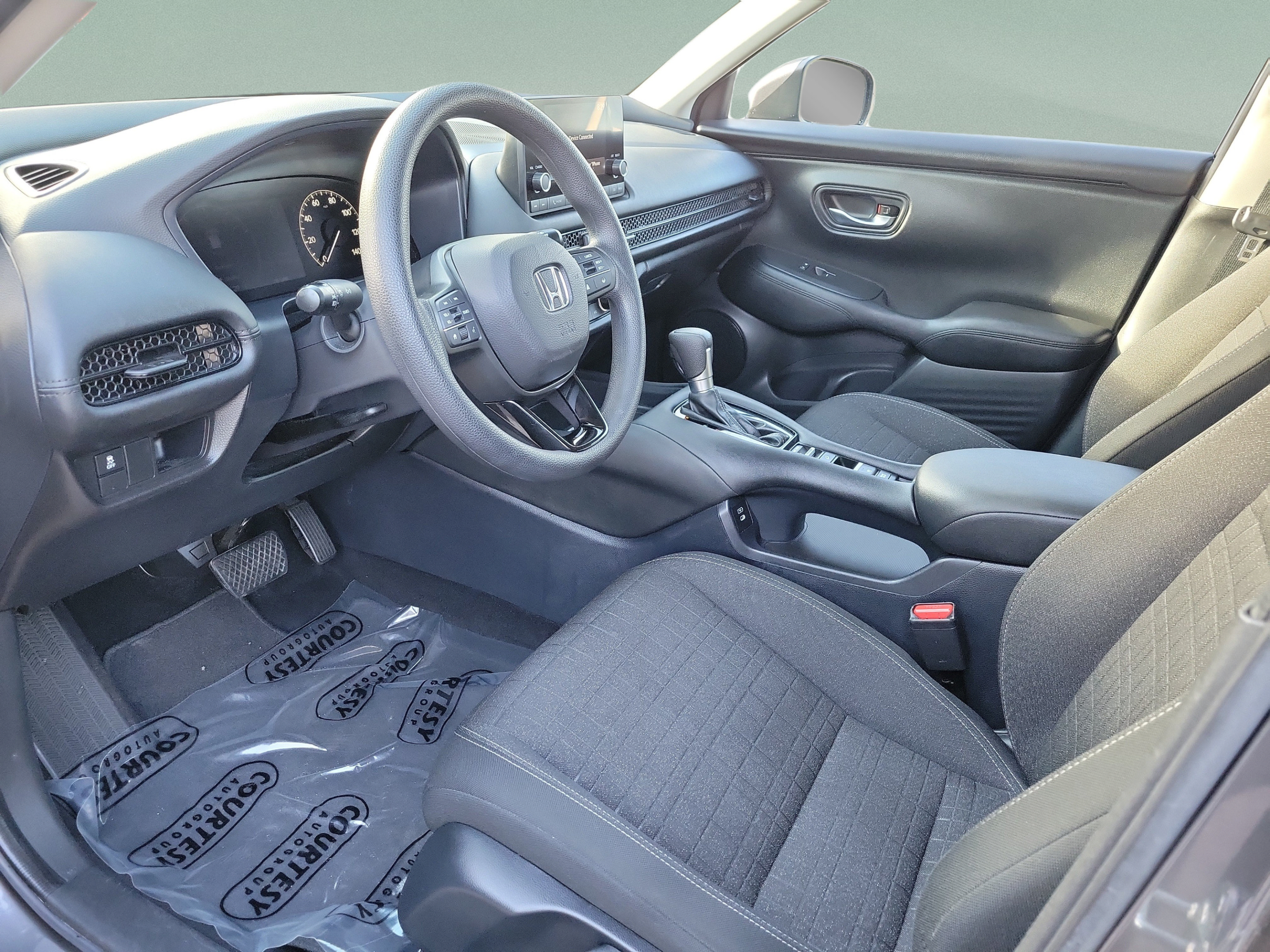 Used 2024 Honda HR-V LX image 18