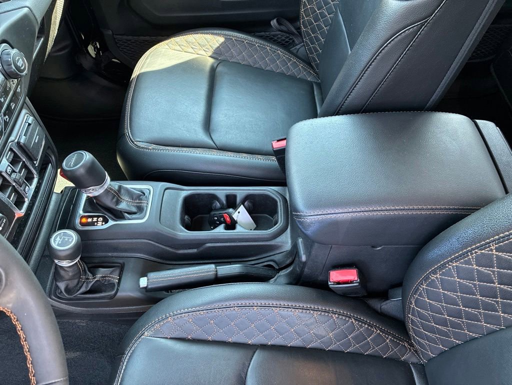 Used 2023 Jeep Gladiator Overland AWD/4WD image 16