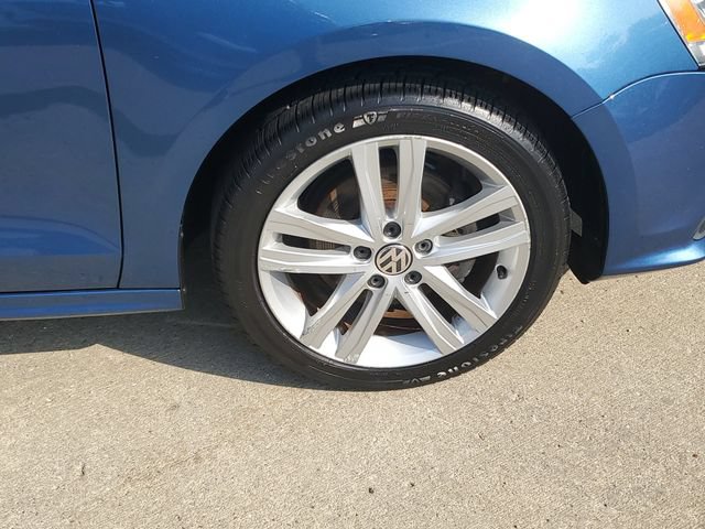 Used 2015 Volkswagen Jetta TDI SEL FWD image 6