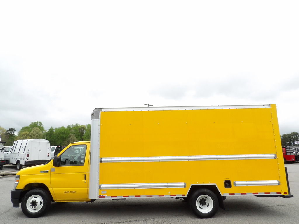 Used 2021 Ford E-350 and Econoline 350 Super Duty RWD image 53