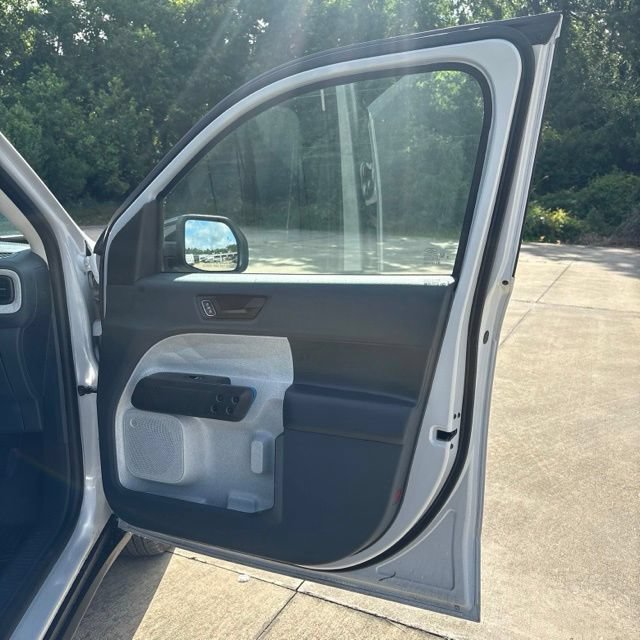 Used 2025 Ford Maverick XLT w/ XLT Luxury Package FWD image 14