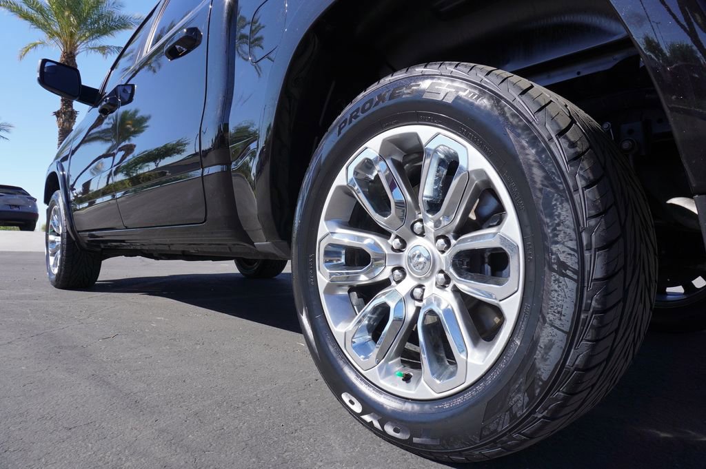Used 2022 RAM 1500 Laramie w/ Sport Appearance Package image 6