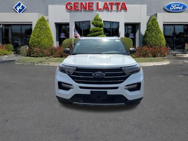 Used 2023 Ford Explorer XLT w/ Equipment Group 202A image 2