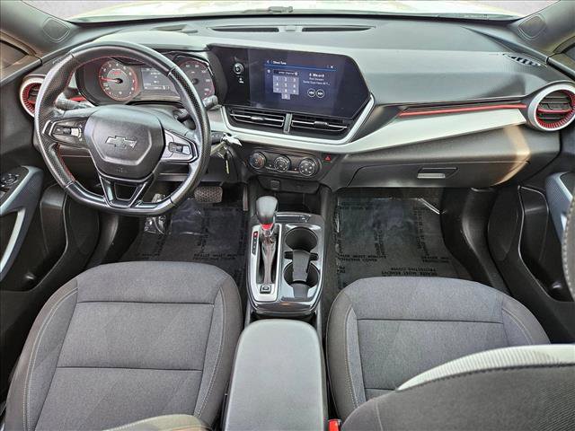 Used 2024 Chevrolet Trax RS w/ Driver Confidence Package image 29