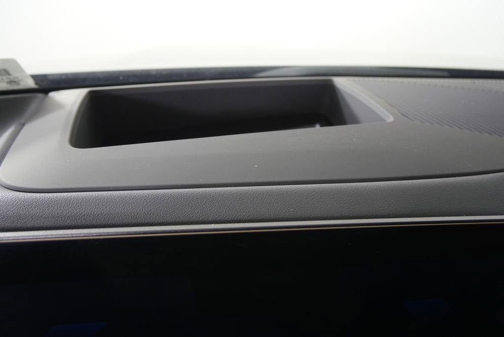 Certified 2026 BMW 530i image 19