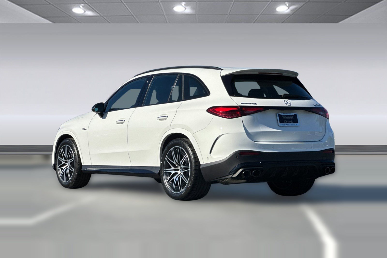 Used 2025 Mercedes-Benz GLC 43 AMG 4MATIC image 3