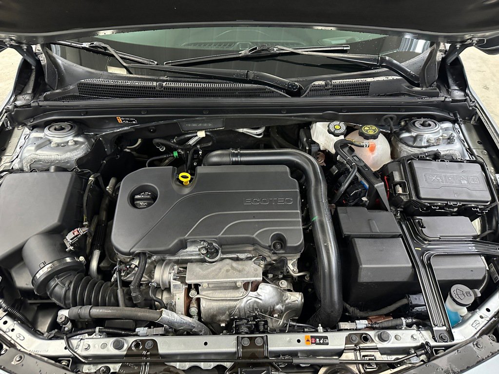 Certified 2024 Chevrolet Malibu RS w/ LPO, Floor Liner Package image 35