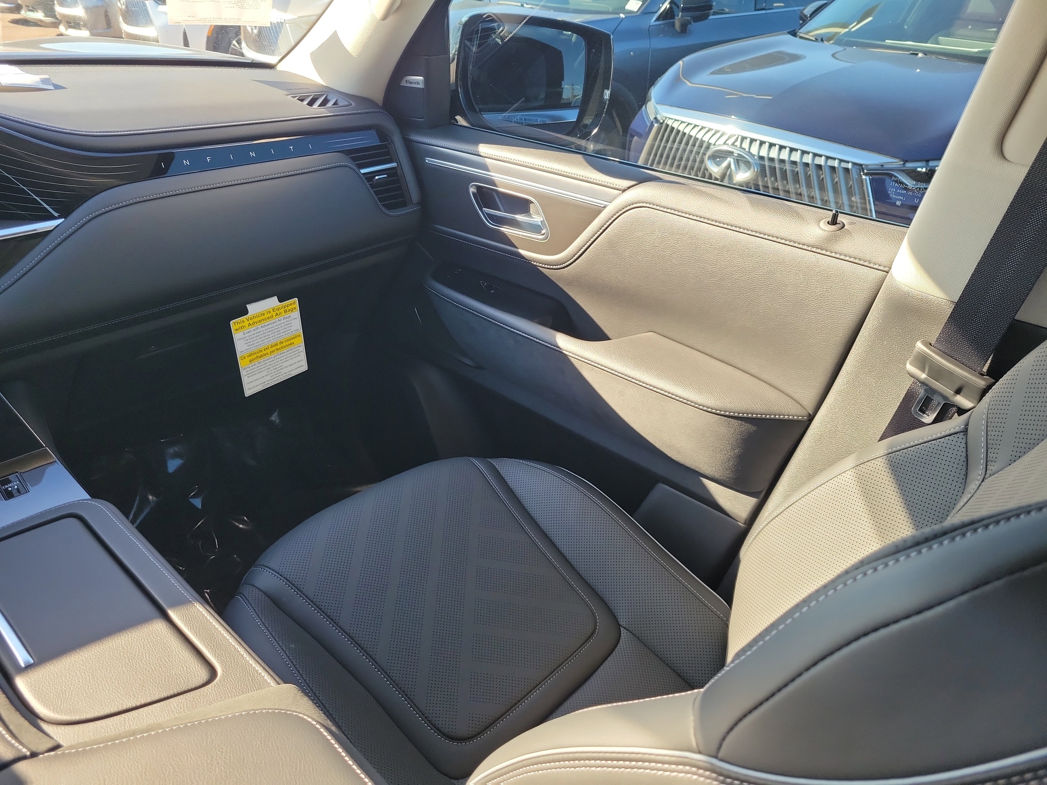 New 2026 INFINITI QX80 Luxe image 13