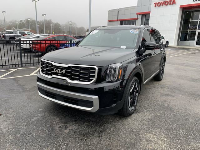 Used 2023 Kia Telluride S image 4