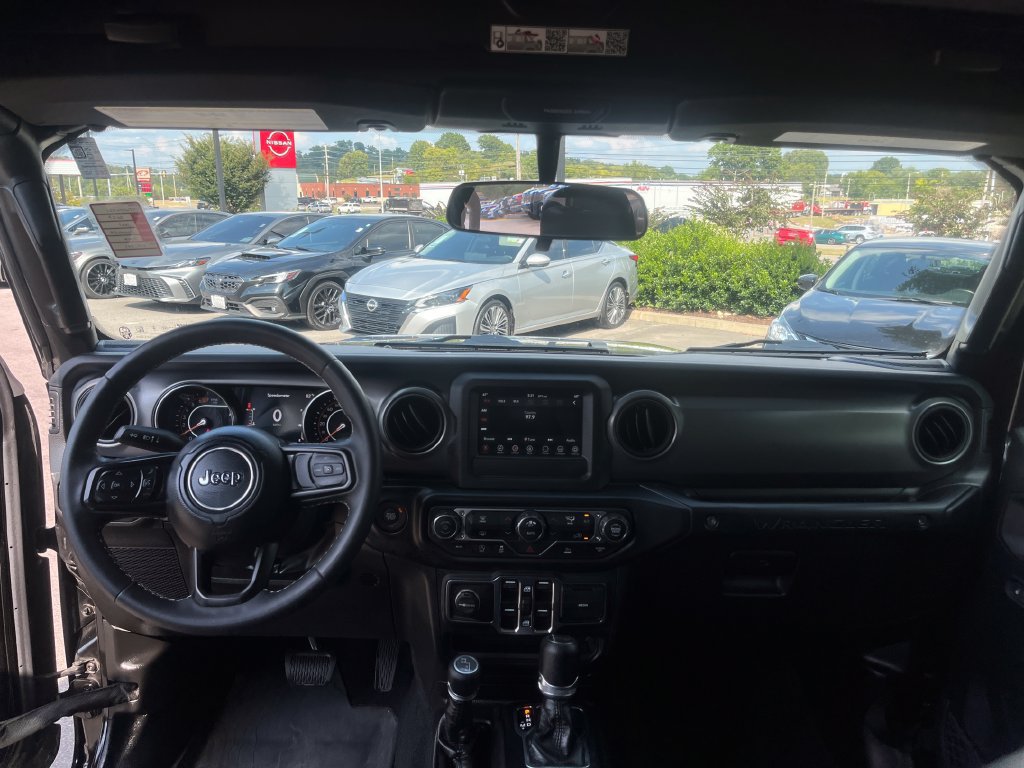 Used 2023 Jeep Wrangler Unlimited Sport AWD/4WD image 24